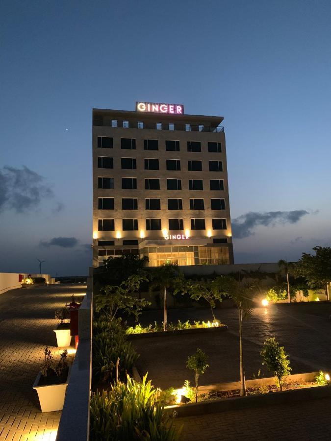 Ginger Dwarka Hotel Exterior photo